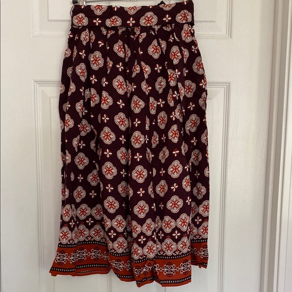 NWT TALBOTS PETITES VISCOSE FIT AND FLARE MIDI SKIRT 0P - Picture 5 of 6